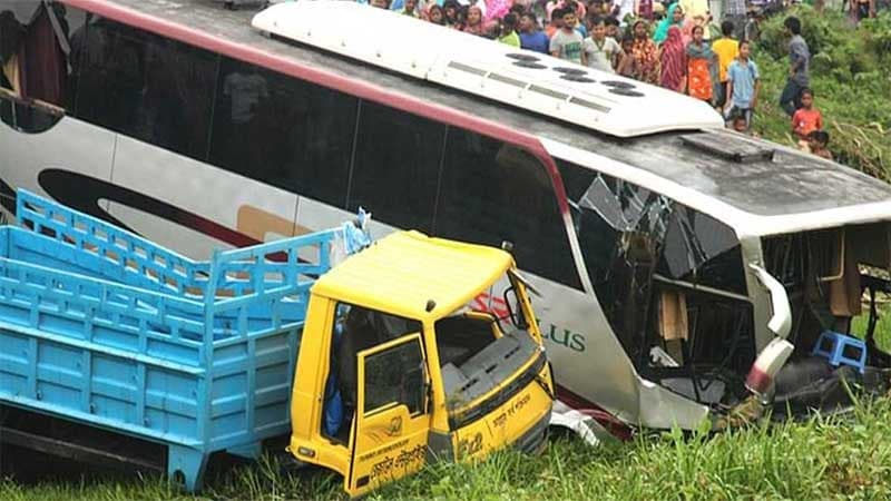 জানুয়ারি মাসে ৬৫৯ সড়ক দুর্ঘটনায় ৬৭৭ জন নিহত