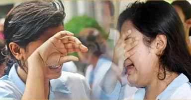 এবার এইচএসসিতে প্রায় অর্ধেক পরীক্ষার্থীই ফেল