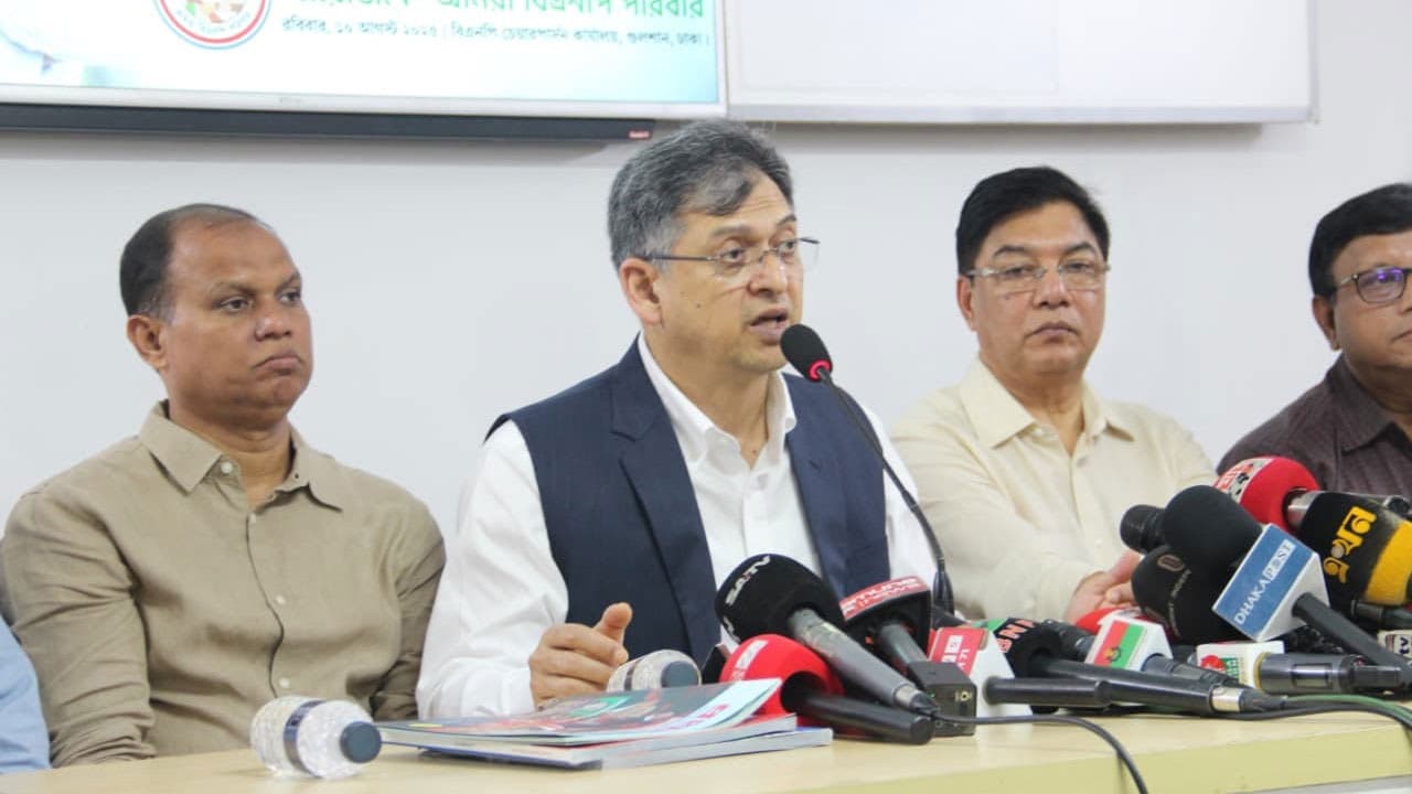 আর যেন ফ্যাসিবাদ ফিরে আসতে না পারে: সালাহউদ্দিন