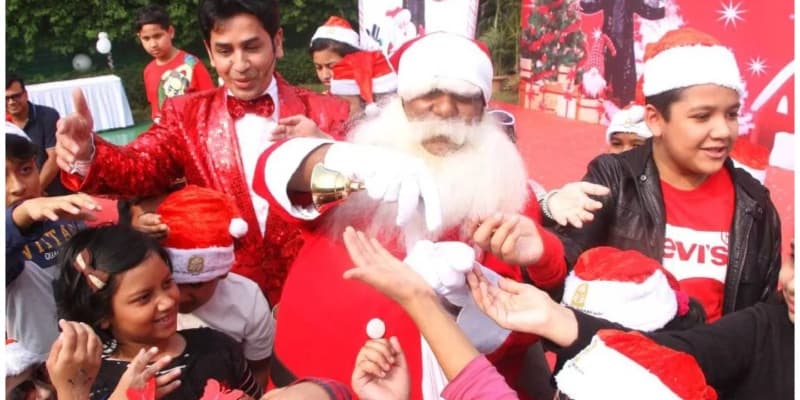 উৎসব ও শান্তির বার্তা নিয়ে দেশে পালিত হচ্ছে বড়দিন