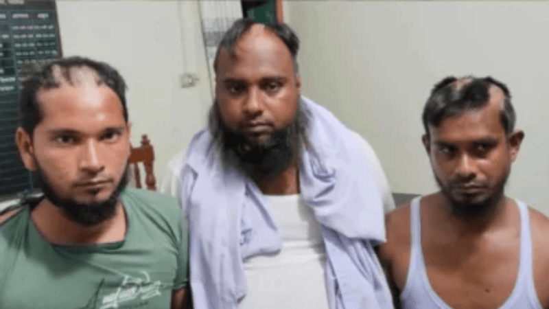 নাটোরে মাদ্রাসার নামে চাঁদা তুলতে গিয়ে তিনজন মারধরের শিকার  