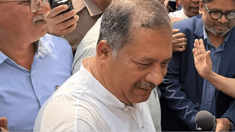 সাংবাদিকদের চাকরিচ্যুতি কাম্য নয়: তথ্যমন্ত্রী