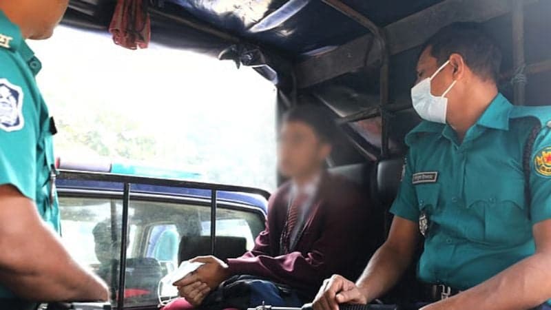 নিষিদ্ধ ছাত্রলীগ সন্দেহে ১৪ বছরের কিশোরকে আটক 