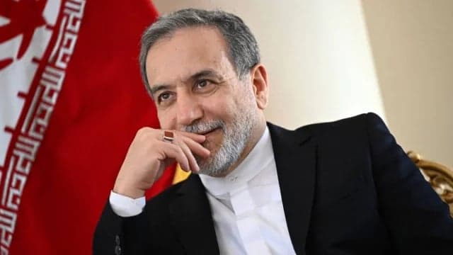 ইরান আপাতত পারমাণবিক নীতিতে কোনো পরিবর্তন আনবে না: আরাঘচি