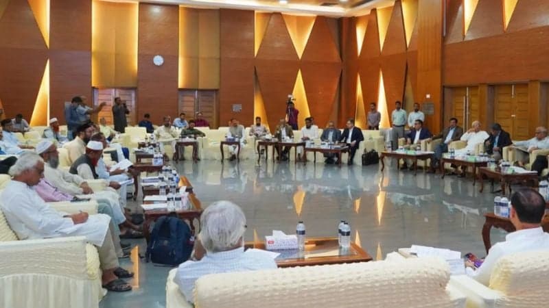 তত্ত্বাবধায়ক সরকার আলোচনা মুলতবি, সিদ্ধান্তে পৌঁছায়নি কমিশন