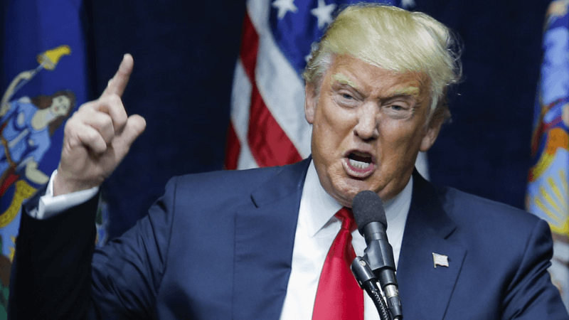 বক্তব্য বিকৃতির অভিযোগে বিবিসিকে আইনি হুমকি ট্রাম্পের