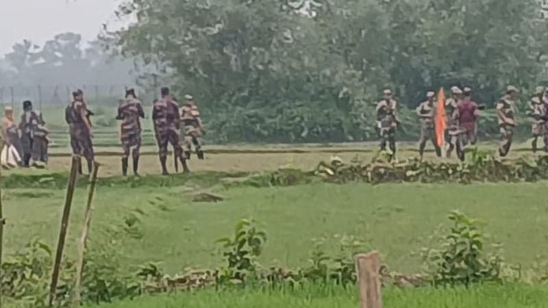 জয়পুরহাট সীমান্তে তিনজনকে পুশ-ইনের চেষ্টা বিজিবির বাধায় ব্যর্থ