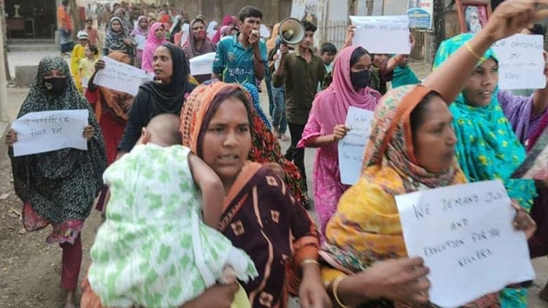 কুষ্টিয়ায় পীর শামীম হত্যার বিচার দাবিতে ভক্তদের বিক্ষোভ