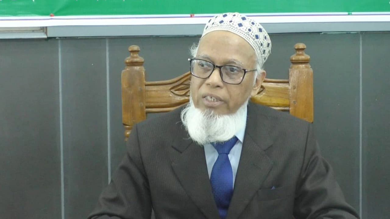 নির্বাচন কমিশনের প্রতীকের তালিকায় নৌকা থাকছে: ইসি মাসুদ