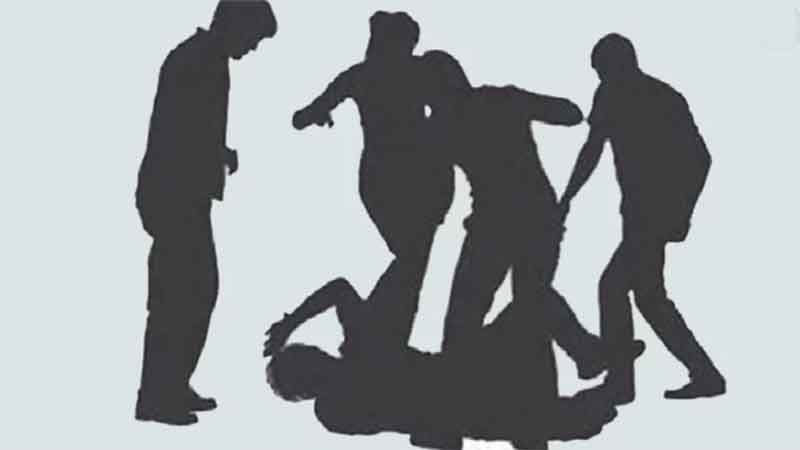 খুলনায় চুরির অপবাদে যুবককে পিটিয়ে হত্যা