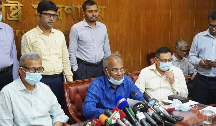 মাদক নির্মূলে সম্মিলিত প্রচেষ্টা প্রয়োজন: স্বরাষ্ট্র উপদেষ্টা