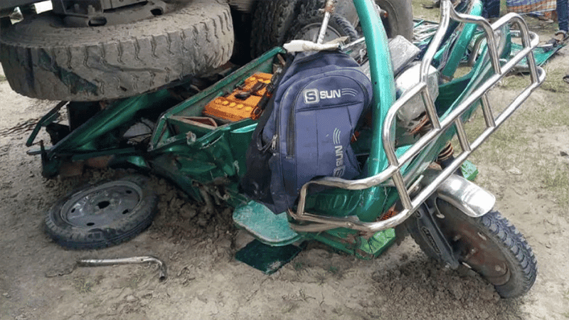 ময়মনসিংহে অটোরিকশায় ট্রাকের ধাক্কা, নিহত ৩