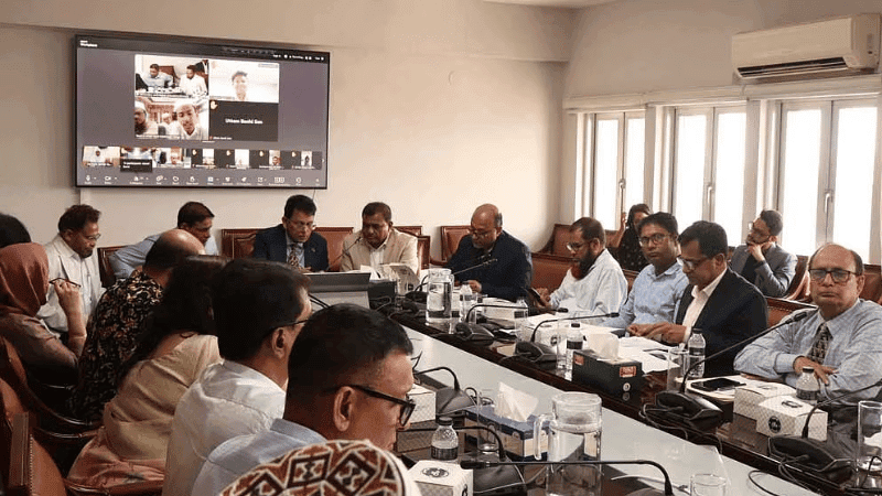 বছরের শুরুতে এসএসসি, মাঝামাঝিতে এইচএসসি নেওয়ার প্রস্তাব