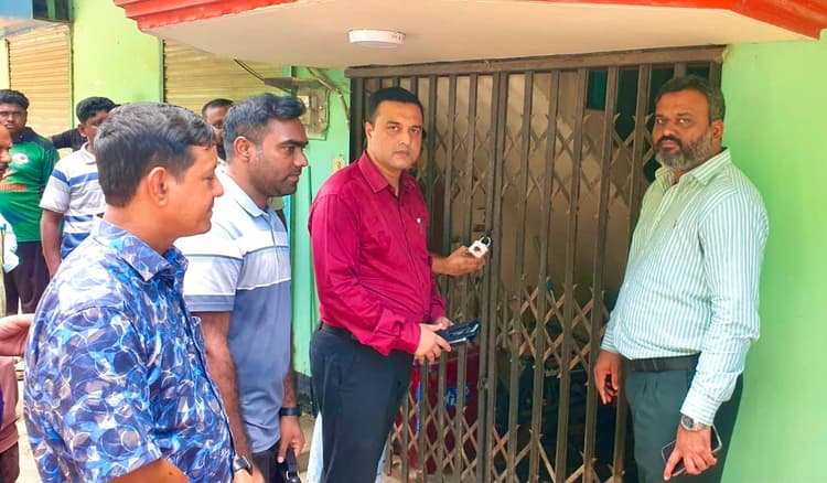 রাজশাহীর গোদাগাড়ীতে ক্লিনিকে ভ্রাম্যমাণ আদালতের অভিযান, সিলগালা