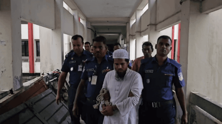শিশু ধর্ষণ মামলায় অভিযুক্ত মাদ্রাসা শিক্ষক ৩ দিনের রিমান্ডে