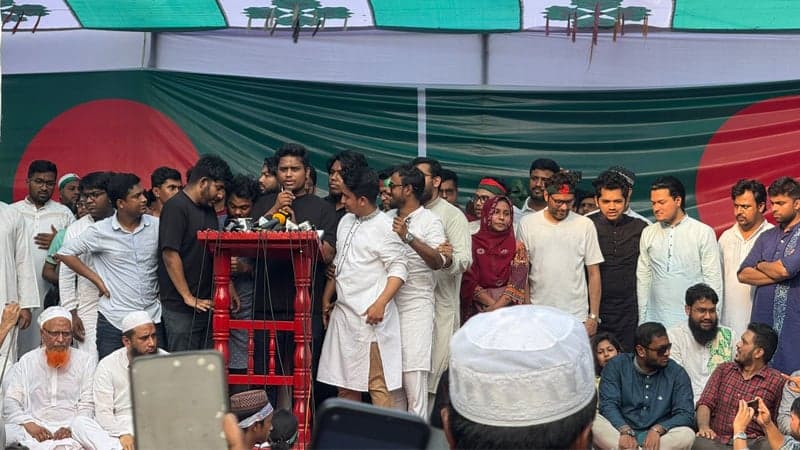 শনিবার সারা দেশে গণজমায়েত ঘোষণা হাসনাতের