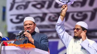 দাঁড়িপাল্লার এক পাল্লায় গোপনে আমেরিকা, আরেক পাল্লায় ভারত: চরমোনাই পীর