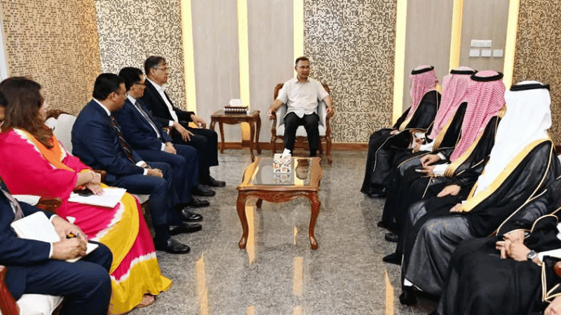 প্রধানমন্ত্রীর সঙ্গে সৌদি উপ-পররাষ্ট্রমন্ত্রীর সাক্ষাৎ
