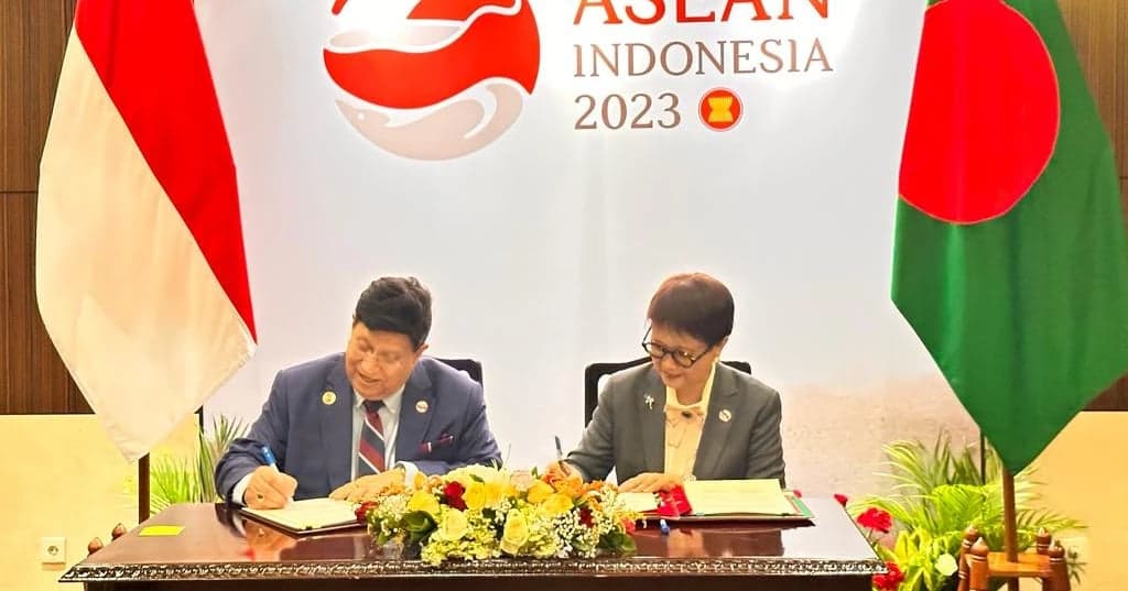 Dhaka, Jakarta sign MoU on energy, health cooperation 