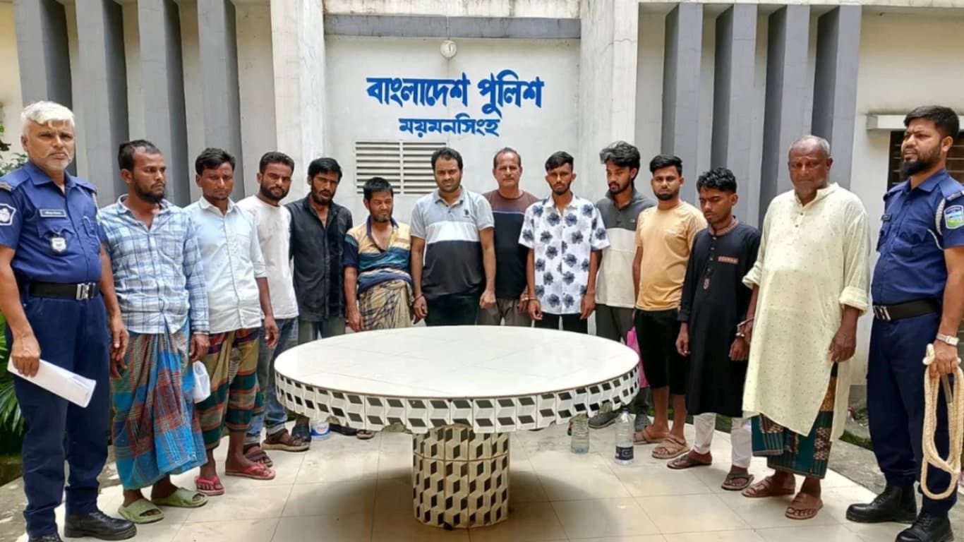 যুবলীগের ঝটিকা মিছিল: ময়মনসিংহে একযোগে ২৭ পুলিশ সদস্য বদলি