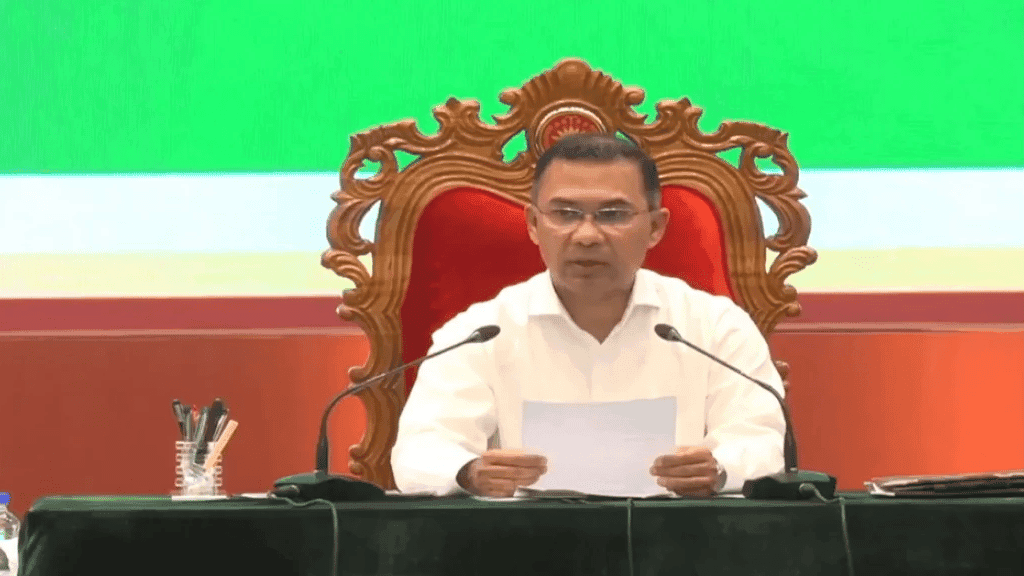 সশস্ত্র বাহিনী কোনো দল বা গোষ্ঠীর সম্পত্তি নয়: প্রধানমন্ত্রী