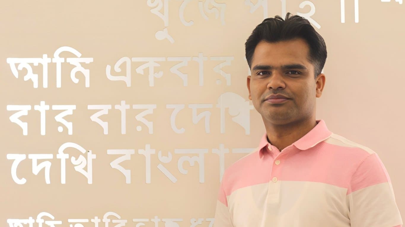 অনলাইন হোক আর অফলাইন হোক পাঠক অবশ্যই বেড়েছে