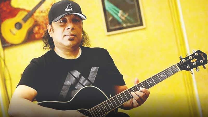 সবাইকে একা করে চলে যাবার ছয় বছর