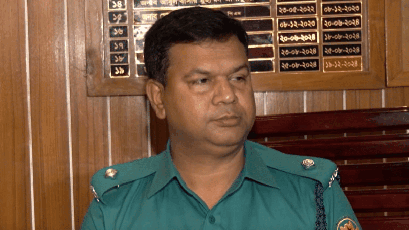 মিরপুরে স্বাস্থ্যকেন্দ্রে ভাঙচুর-লুটের ঘটনায় শাহআলী থানার ওসি প্রত্যাহার