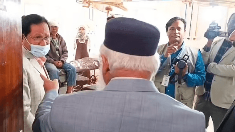 শোকজের জবাবে নিঃশর্ত ক্ষমা চাইলেন চিকিৎসক ধনদেব বর্মণ