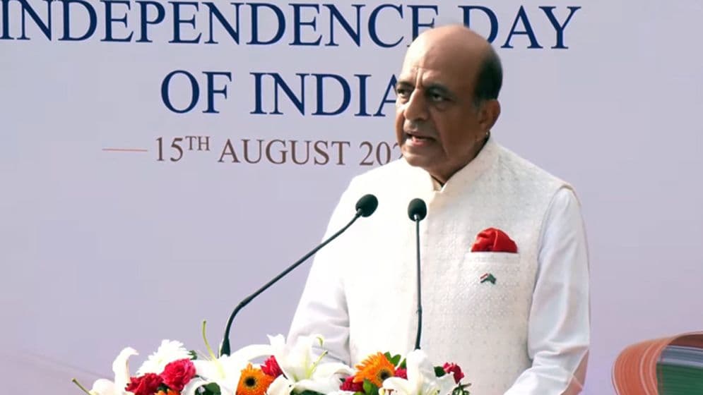 বাংলাদেশের সঙ্গে বন্ধুত্ব আরও দৃঢ় করতে ভারত আগ্রহী: দিনেশ ত্রিবেদী