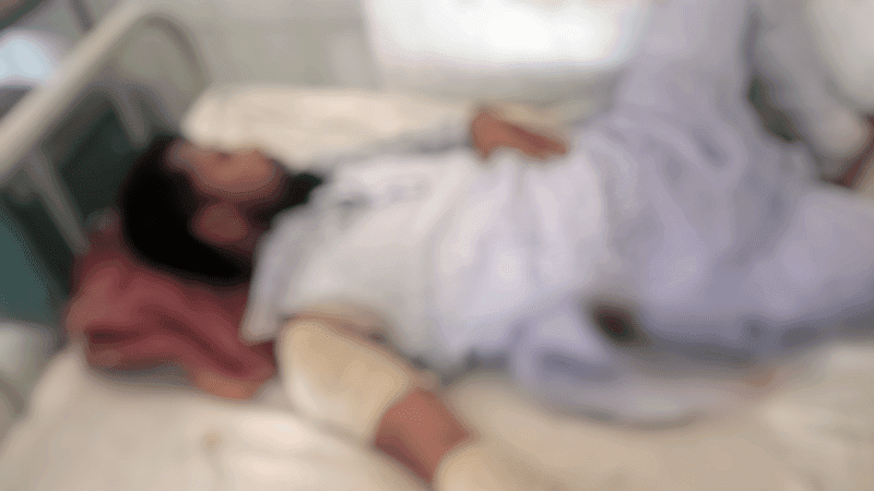 নীলফামারীতে যুবককে কুপিয়ে টাকার ব্যাগ ছিনতাই