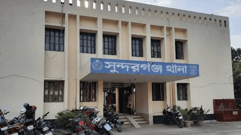 সুন্দরগঞ্জ থানার ওসি ও এসআইকে আদালতে তলব