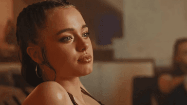 কে-পপ মিউজিক ভিডিওতে জোলি ও পিটের মেয়ে শিলো