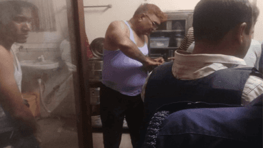 পদ্মায় টহলরত নৌ পুলিশের ওপর সন্ত্রাসীদের গুলিবর্ষণ, ওসিসহ আহত ৫