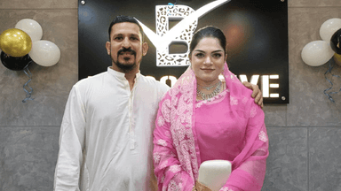 স্ত্রী তামিমাকে পাশে নিয়ে ব্র্যান্ড উদ্বোধন করলেন নাসির