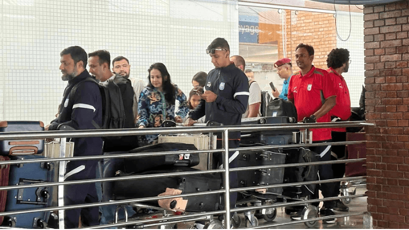 নেপাল থেকে দেশে ফিরছে বাংলাদেশ ফুটবল দল