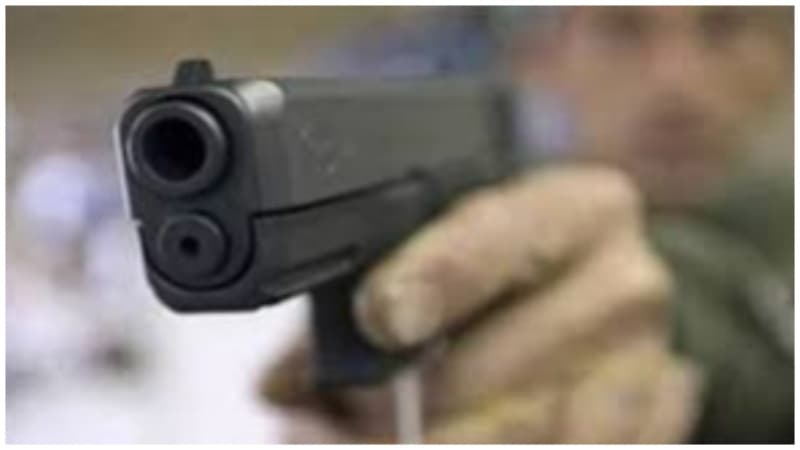 সন্ত্রাসীদের গুলিতে ৩ আ.লীগ নেতা আহত