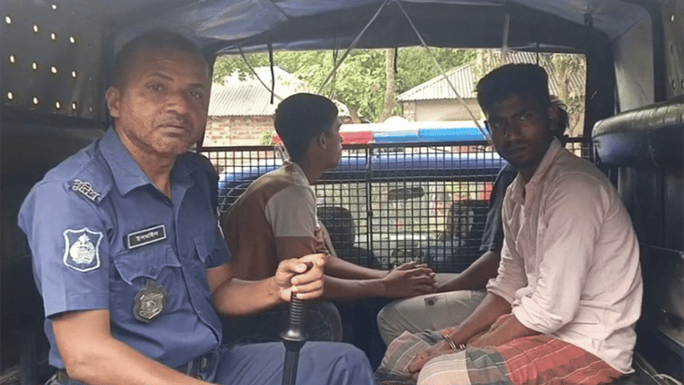 গাইবান্ধায় তরুণীকে তুলে নিয়ে সংঘবদ্ধ ধর্ষণের অভিযোগ, আটক ৩