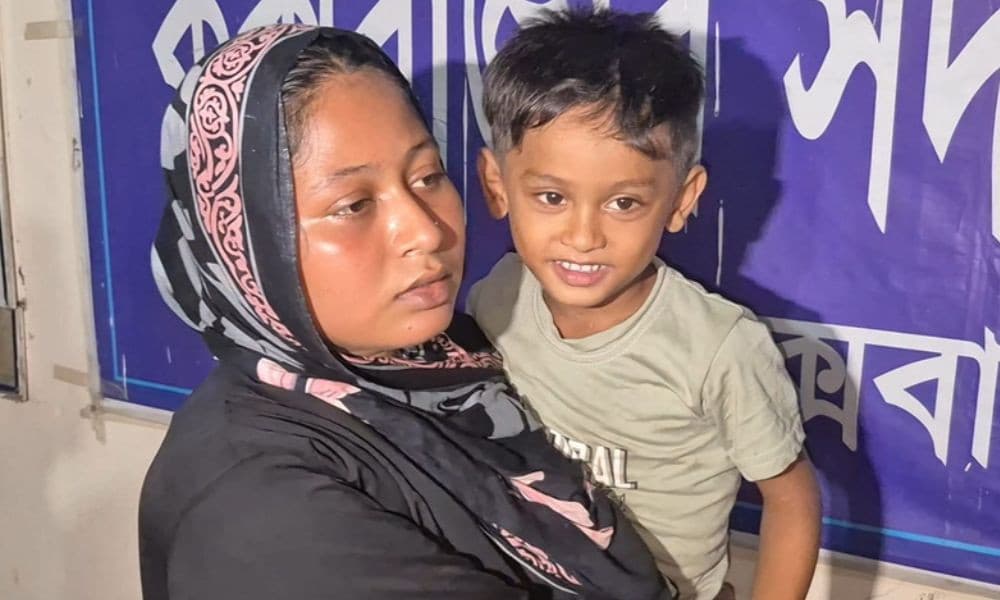 মহেশখালীর দুর্গম পাহাড় থেকে অপহৃত ৪ বছরের শিশুকে উদ্ধার