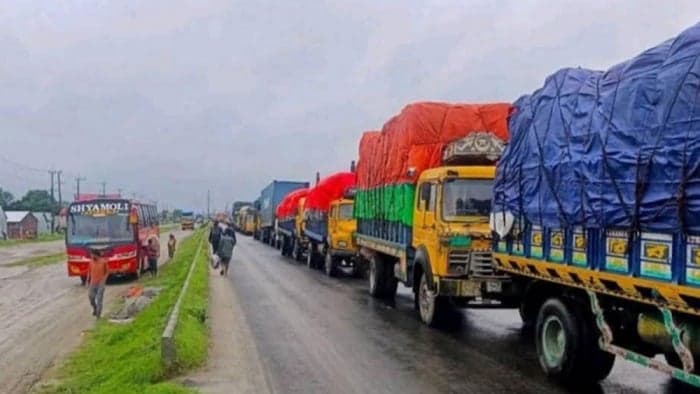 ঢাকা-সিলেট মহাসড়কে ২৫ কিলোমিটার ভয়াবহ যানজট