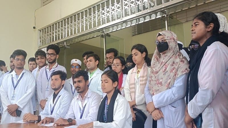 সুনামগঞ্জ মেডিকেল কলেজ শিক্ষার্থীদের ‘শাটডাউন’ প্রত্যাহার