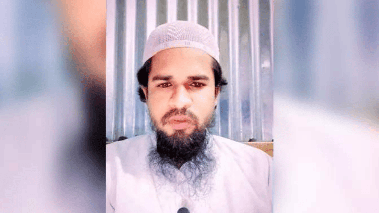 অজ্ঞাত স্থান থেকে ভিডিও বক্তব্য দিলেন আসামি, খুঁজে পাচ্ছে না পুলিশ