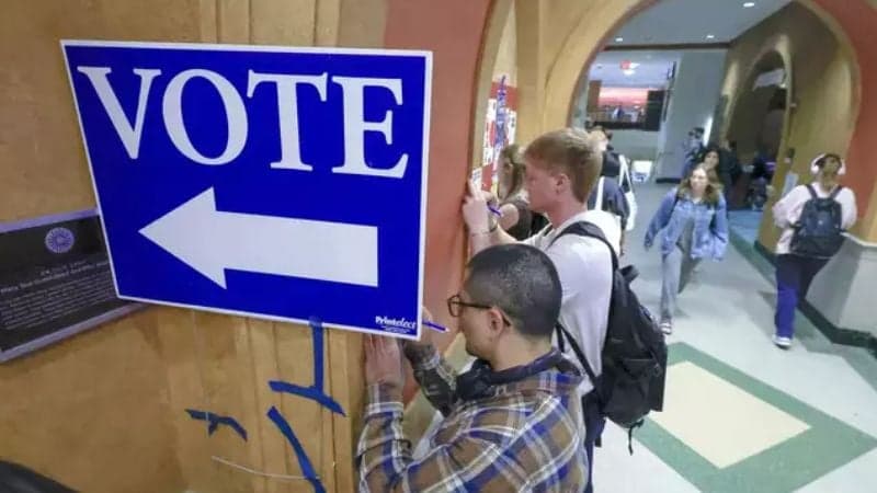 আর্কানসাসে ভোটগ্রহণ শুরু