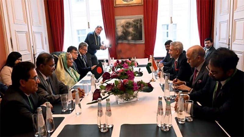 মুদ্রা বিনিময়ের মাধ্যমে ভারতের সাথে ব্যবসা বাড়ানোর ওপর জোর প্রধানমন্ত্রীর