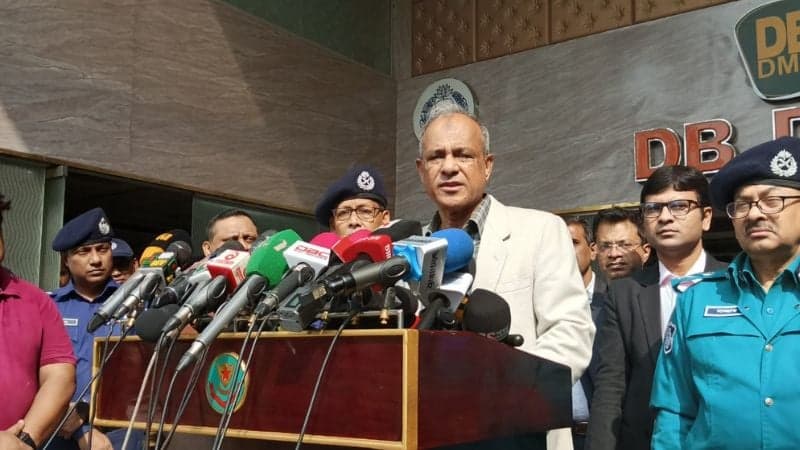 ডিবিতে ‘আয়নাঘর-ভাতের হোটেল’ আর থাকবে না: স্বরাষ্ট্র উপদেষ্টা