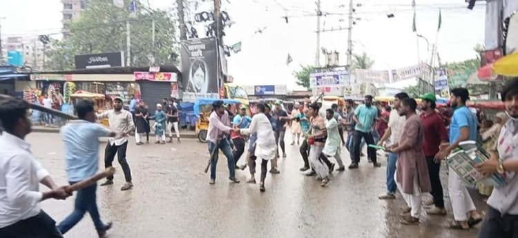 নারায়ণগঞ্জে ছাত্রদল-ছাত্রশিবির দফায় দফায় সংঘর্ষ, আহত অন্তত ৫