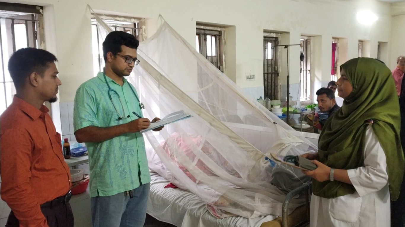ডেঙ্গুতে আরও ৩ জনের মৃত্যু, হাসপাতালে ভর্তি ৯৯৪