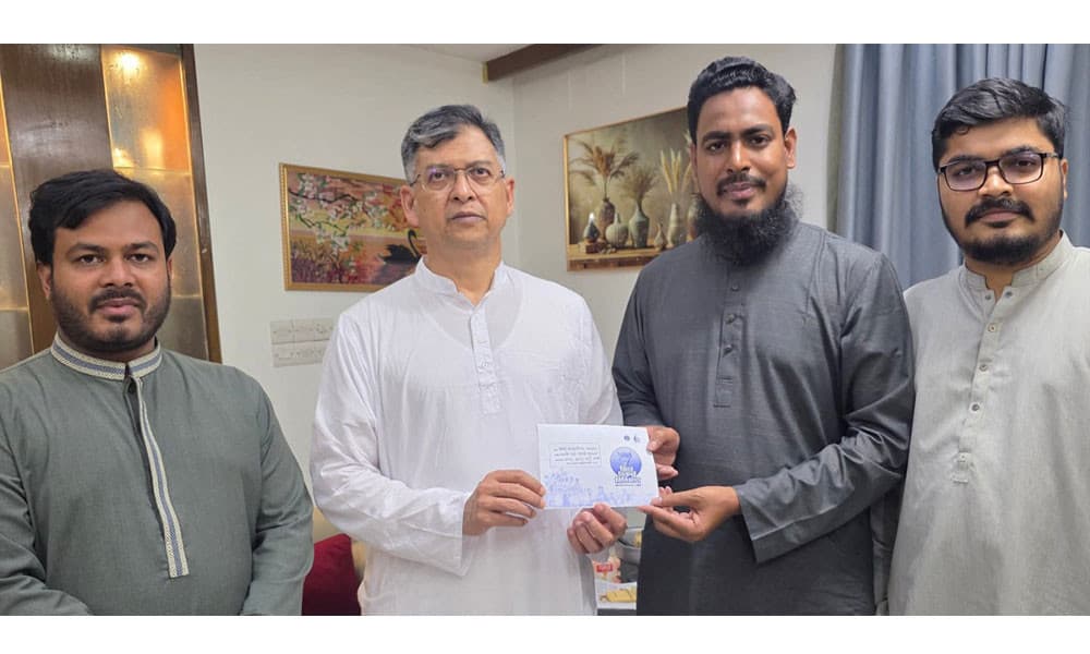  এনসিপির ইফতারের দাওয়াত গ্রহণ করেছেন স্বরাষ্ট্রমন্ত্রী