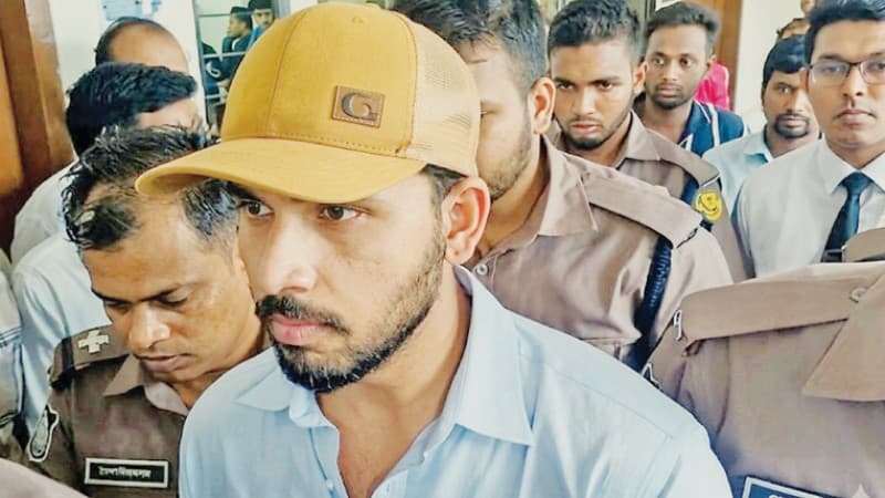 আত্মহত্যায় প্ররোচনার মামলায় অভিনেতা জাহের আলভীর জামিন