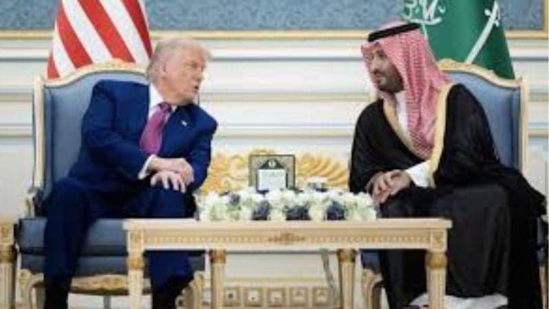 কাতারের সঙ্গে এক লাখ ২০ হাজার কোটি ডলারের চুক্তি ট্রাম্পের